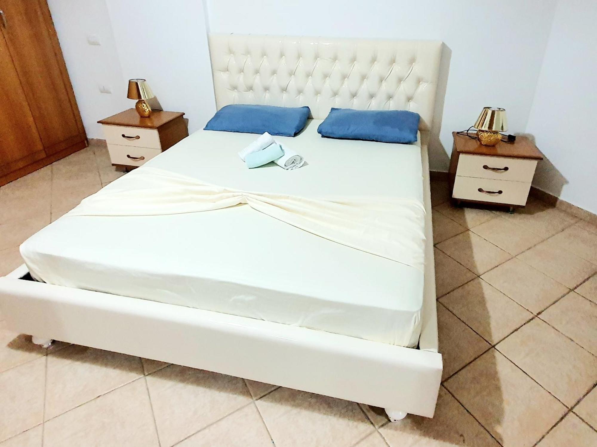 Apartment Me Qera Lungomare Vlore Medem1 Exterior foto